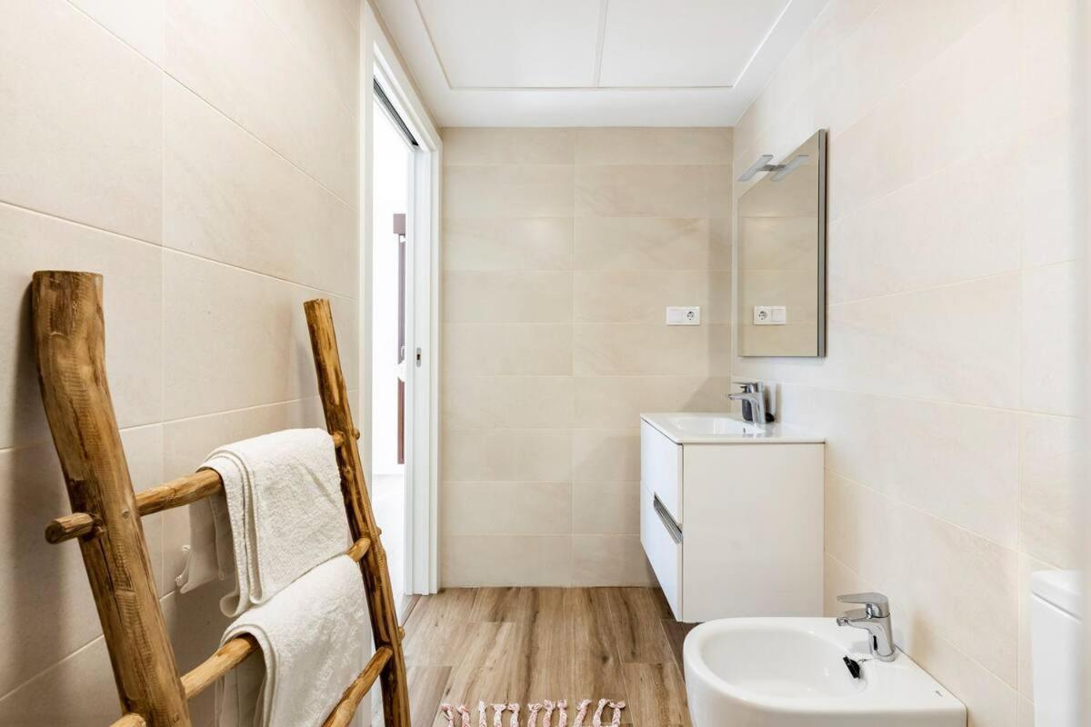 Luxury Designer Apartment - Unbeatable Sea Views Águilas Exterior photo